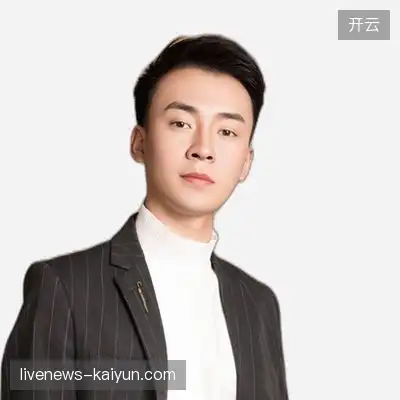 郭彤